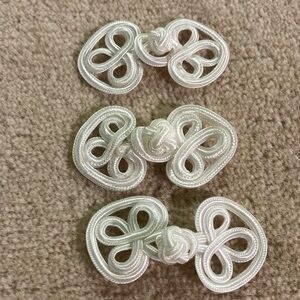 Elegant White Knot Closure Set 12 for $16